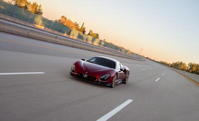 Alfa Romeo 33 Stradale, i collaudi (in casa Audi) per testare le prestazioni massime [VIDEO]