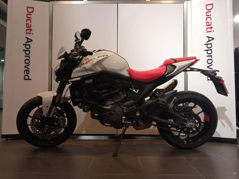 Ducati Monster 937 + (2021 - 25) (2)