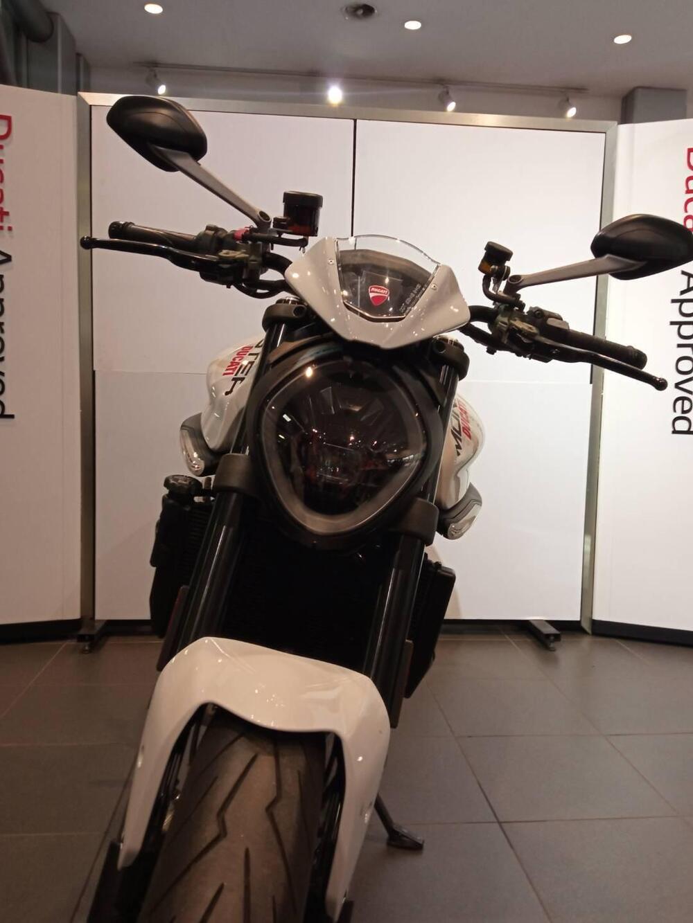 Ducati Monster 937 + (2021 - 25) (4)