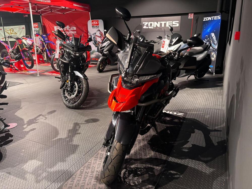 Zontes ZT350-T1 (2022 - 25) (6)