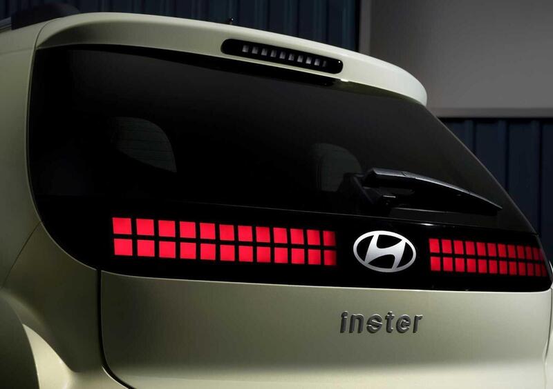 Hyundai Inster (2024-->>) (18)