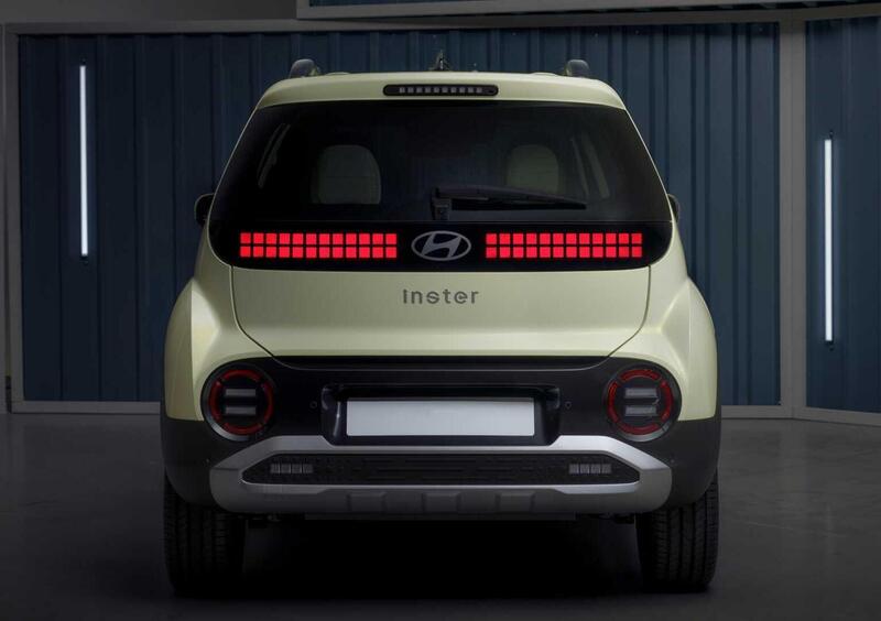 Hyundai Inster (2024-->>) (6)