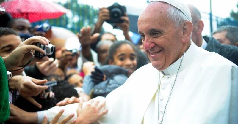 Papa Francesco: &quot;La mia vecchia moto non funziona bene&quot;