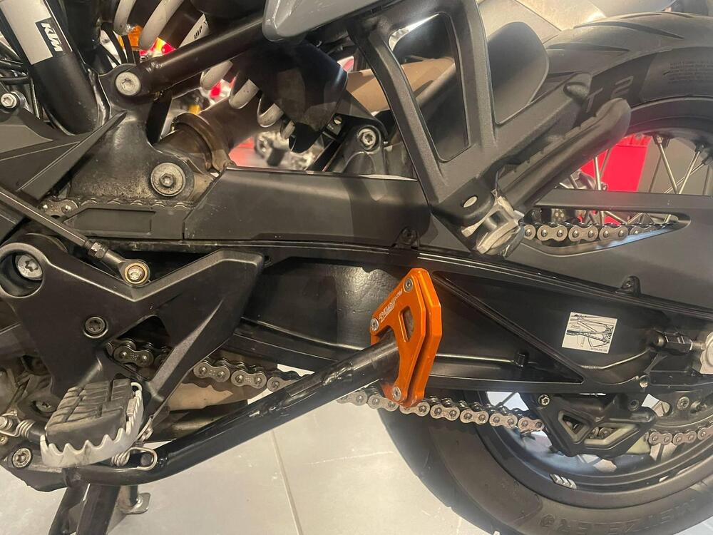 KTM 890 Adventure (2022) (12)