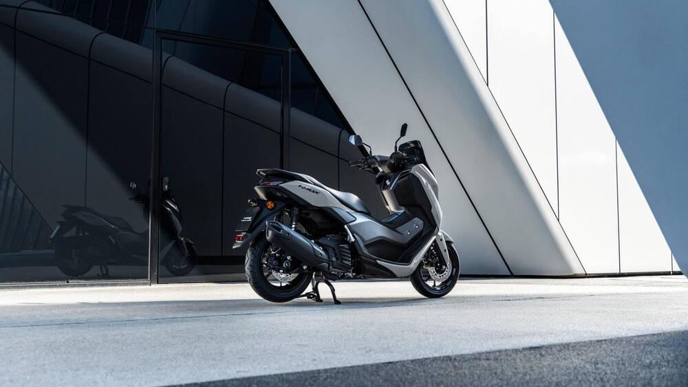Yamaha N-Max 125 Tech Max (2025) (20)