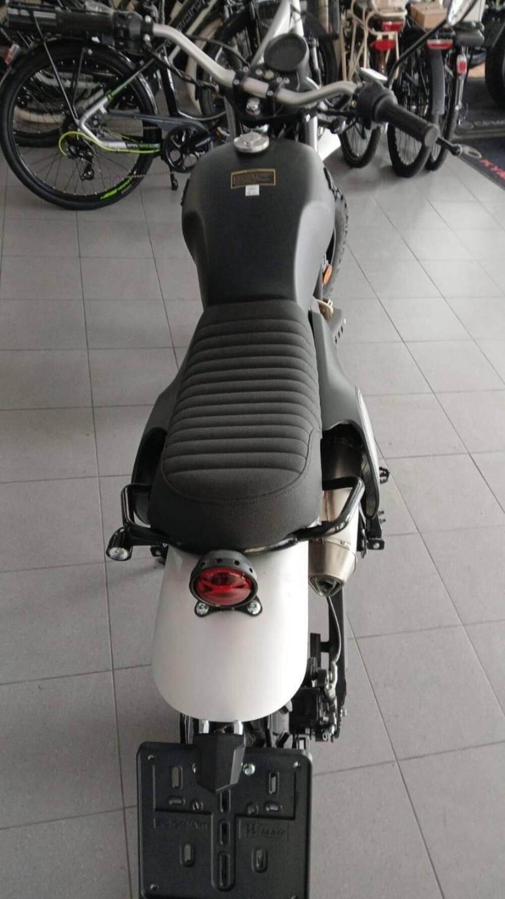 Archive Motorcycle Outback 125 (2023 - 25) (4)