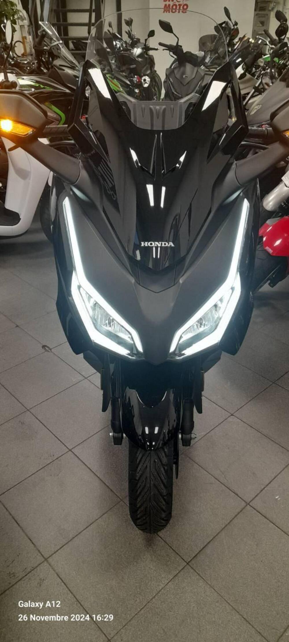 Honda Forza 350 (2025 - 26) (3)