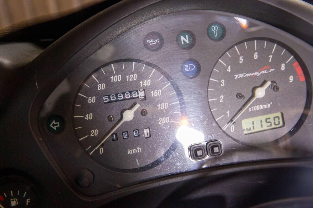 Honda Transalp XL 650V (2000 - 04) (7)