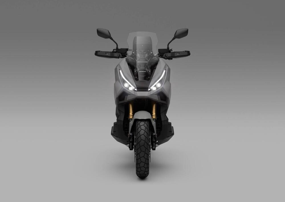 Honda X-ADV 750 (2025) (9)