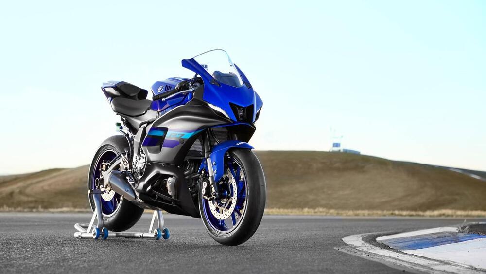 Yamaha YZF R7 (2021 - 25) (13)