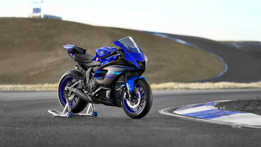 Yamaha YZF R7 (2021 - 25) (14)