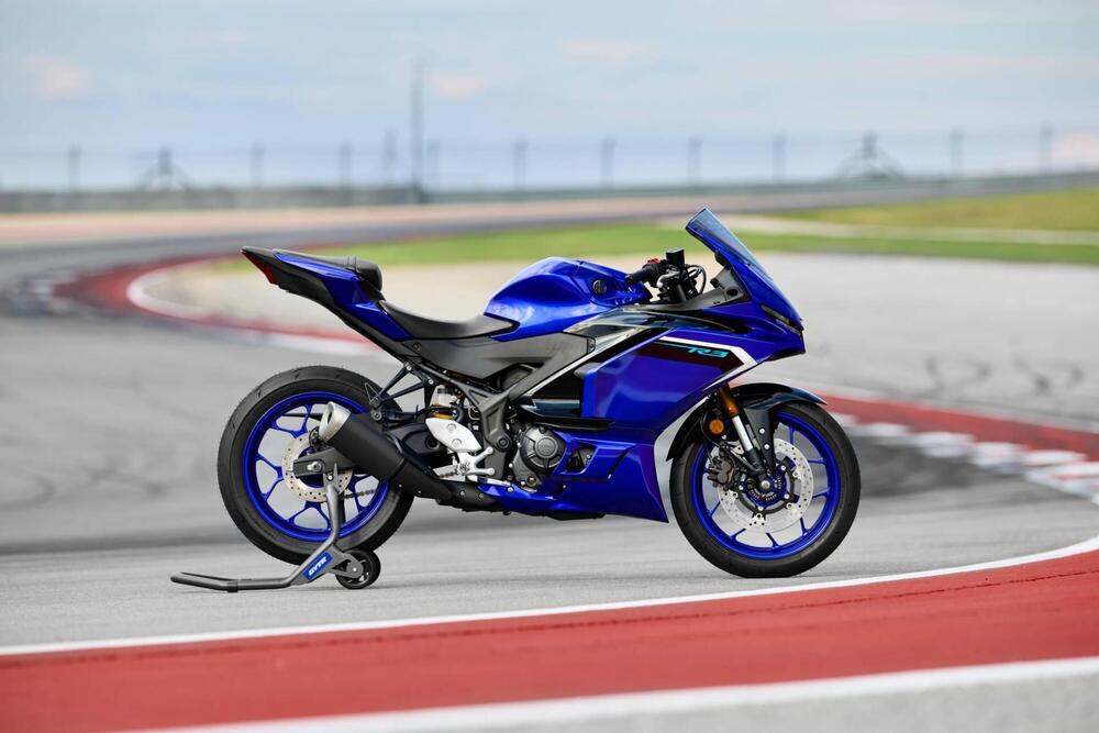 Yamaha YZF R3 (2025) (18)