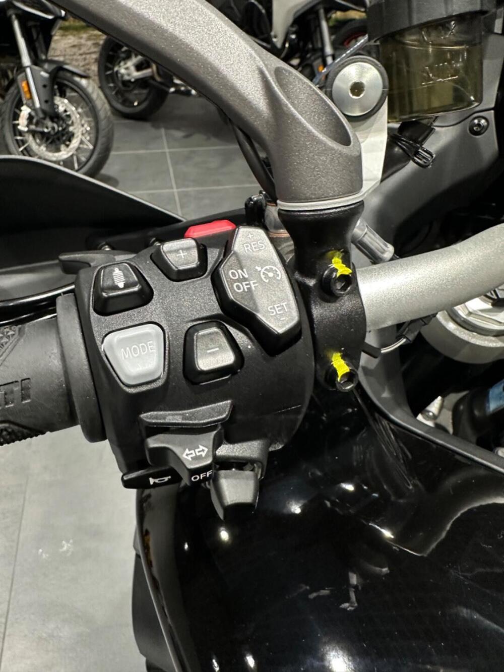 Ducati Multistrada V4 S (2025) (10)