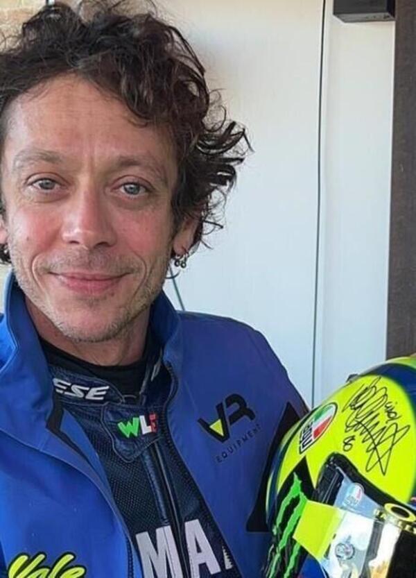 Ok, ma come sta andando l&#039;asta per Valencia con il casco di Valentino Rossi, il cupolino di Petrucci e pure &quot;la moto di Ezpeleta&quot;?