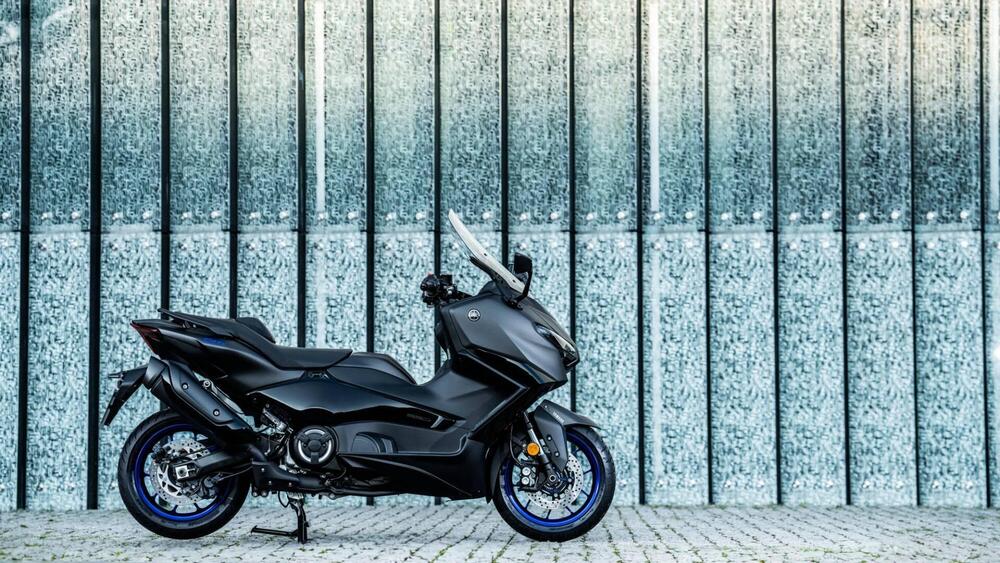 Yamaha T-Max 560 (2025) (18)