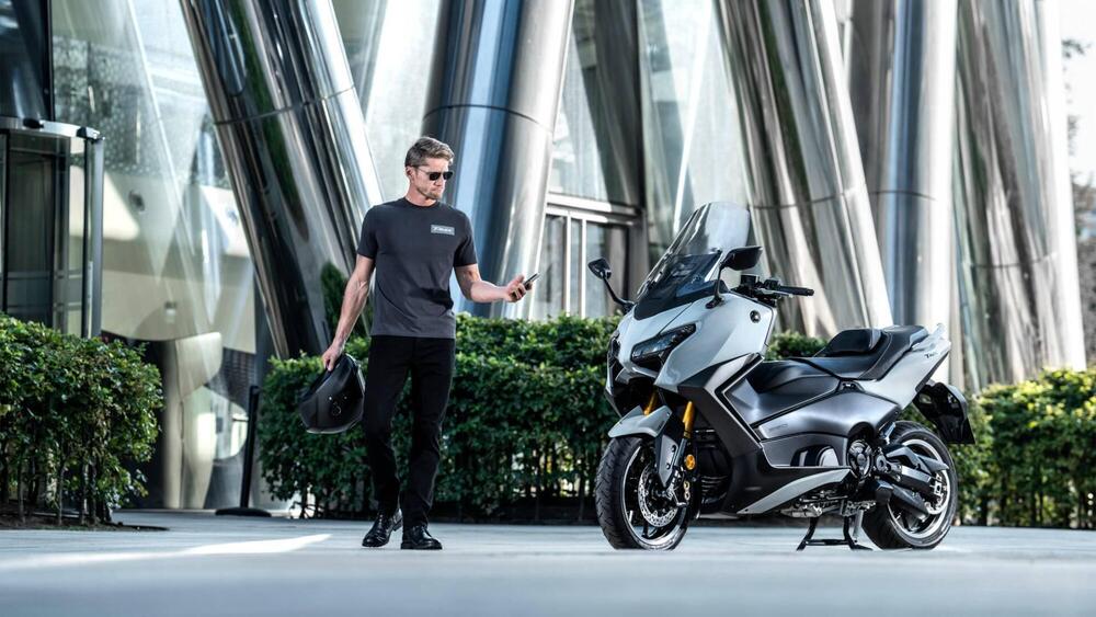 Yamaha T-Max 560 Tech Max (2025) (19)