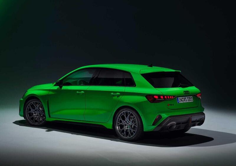 Audi RS 3 Sportback (2021-->>) (4)