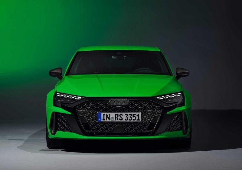 Audi RS 3 Sportback (2021-->>) (2)