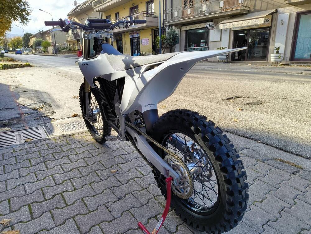 Stark Future Varg MX (2024 - 26) (4)