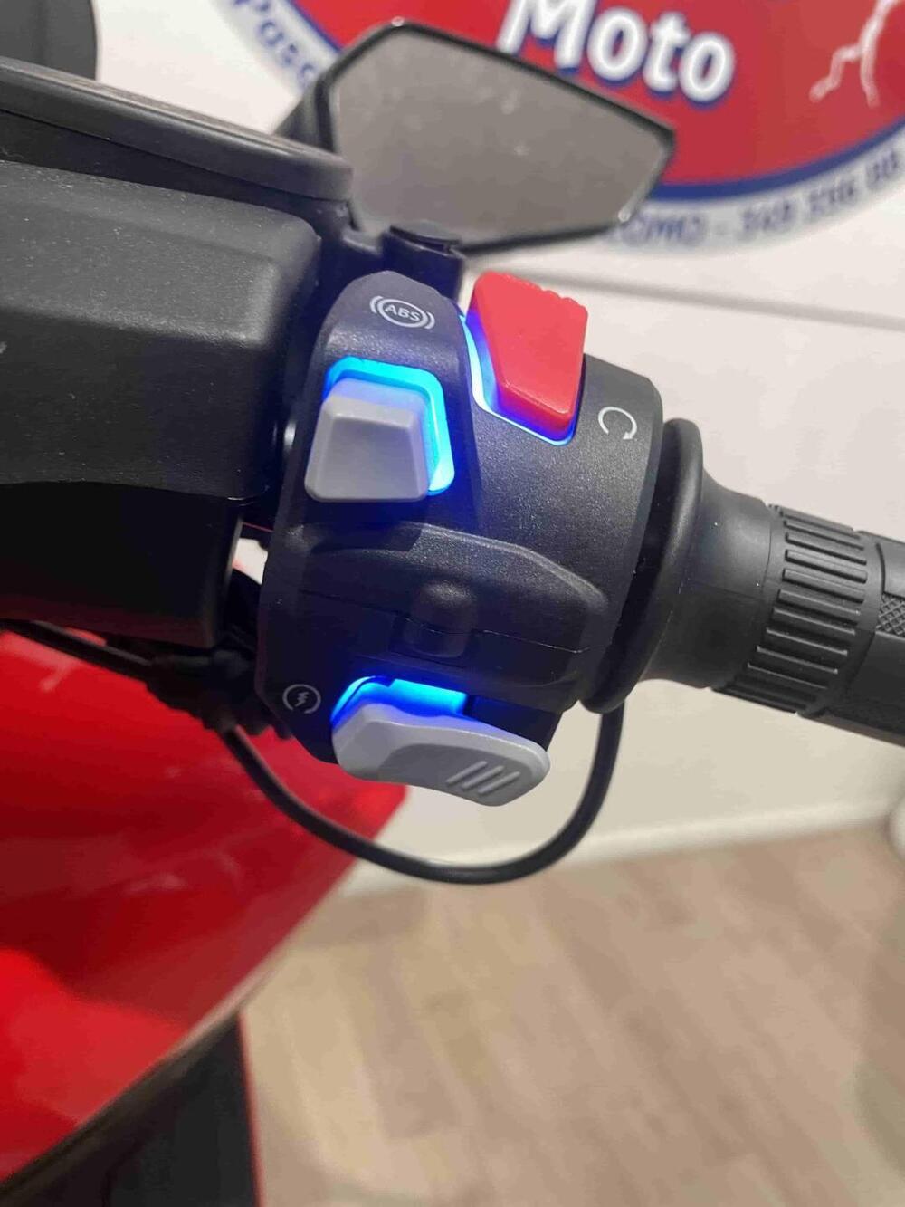 Wottan Motor Storm-R 300 (2023 - 25) (13)