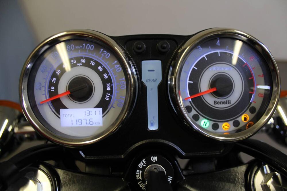 Benelli Imperiale 400 (2021 - 25) (3)