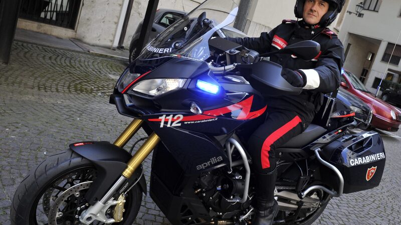 25 Aprilia Caponord 1200 all&#039;Arma dei Carabinieri