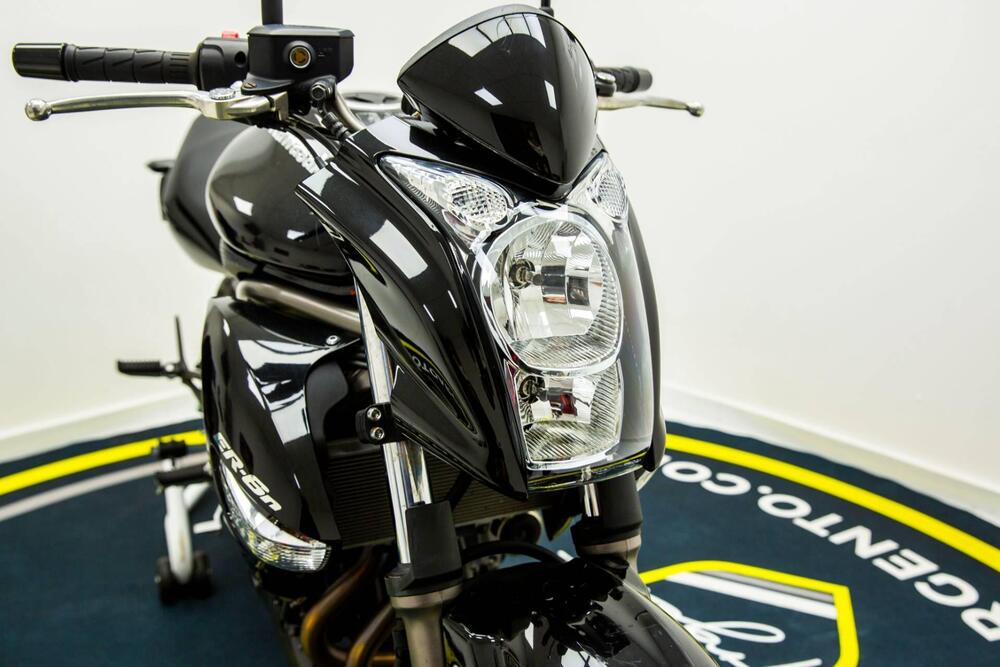 Kawasaki ER-6N (2009 - 11) (13)