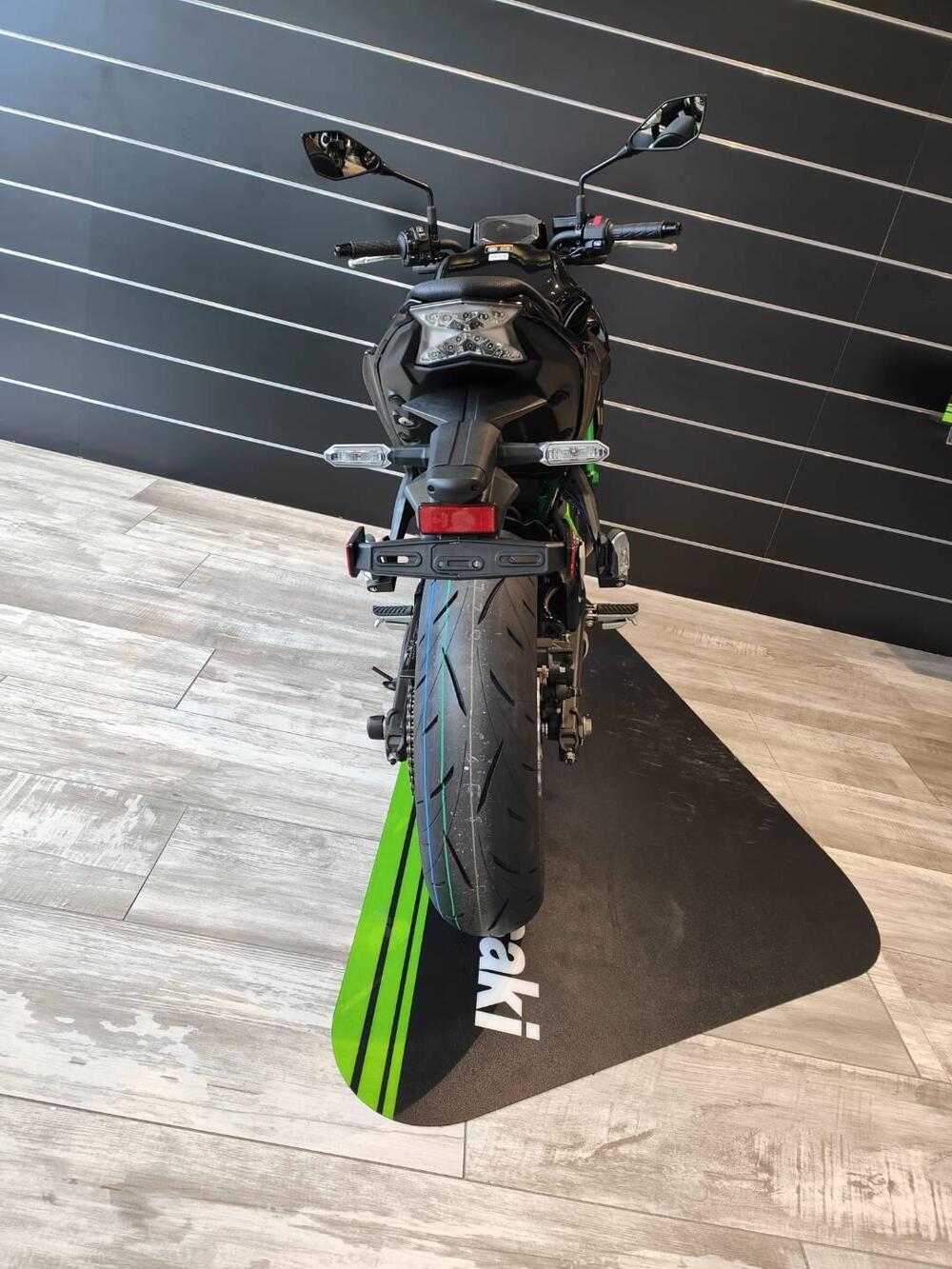 Kawasaki Z 650 (2025 - 26) (10)