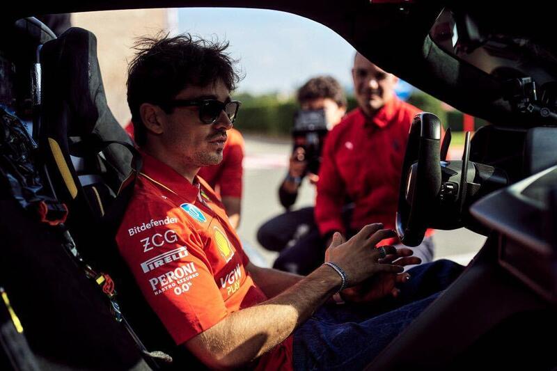 Ferrari F80, la guidano Leclerc e Sainz, e ne esce un&#039;auto &quot;prevedibile&quot;