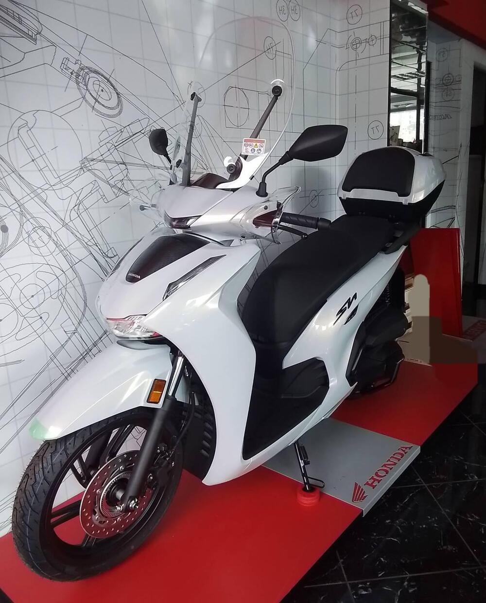 Honda SH 350i GT (2025 - 26) (14)