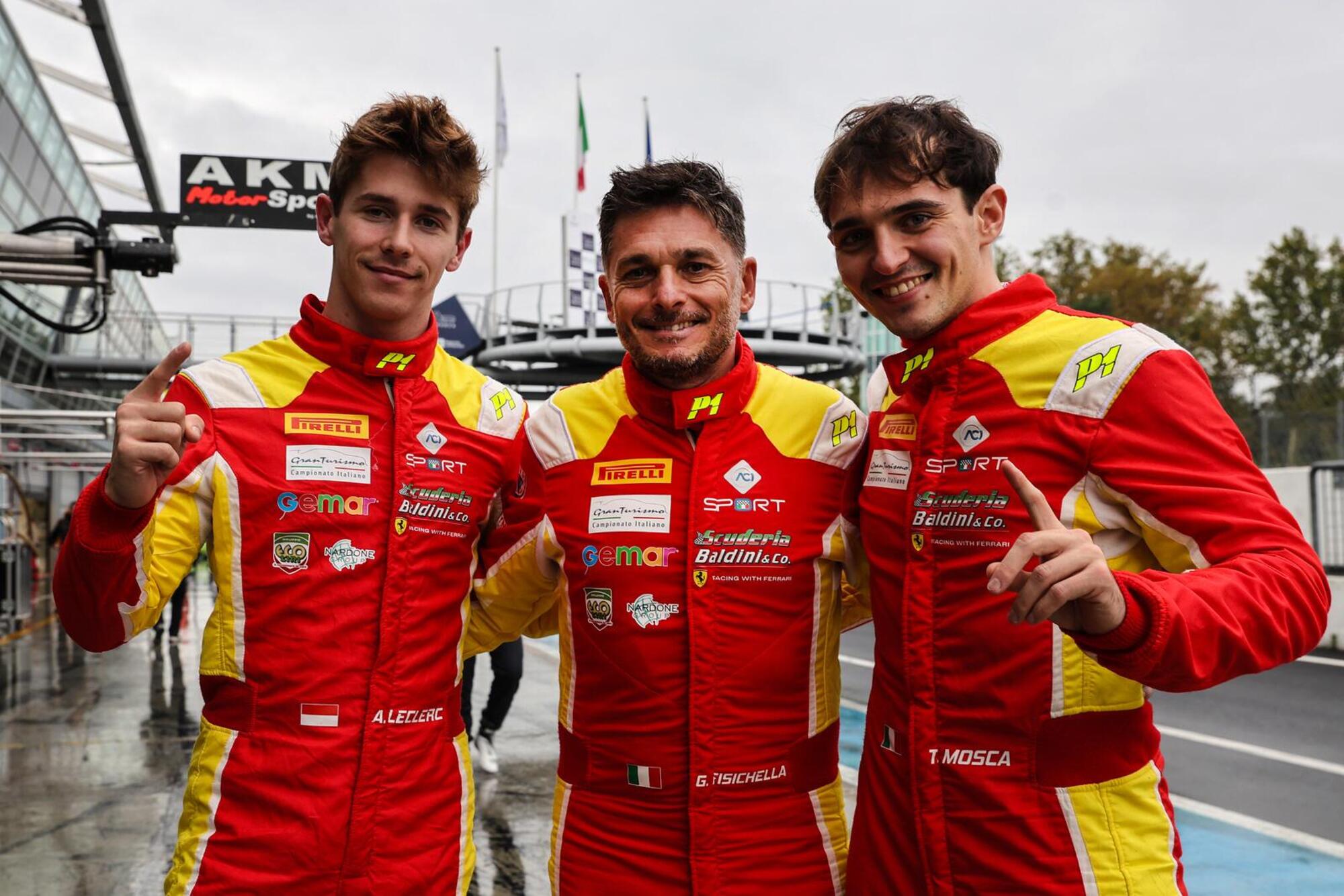 Fisichella con Arthur Leclerc e Tommaso Mosca, i suoi compagni di squadra nel 2024