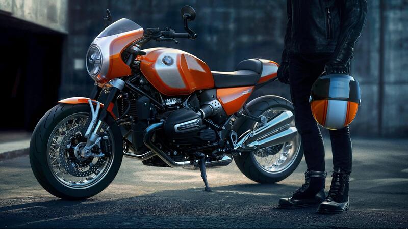 BMW presenta la BMW R 12 S, un tributo alla storica R 90 S [VIDEO e GALLERY]