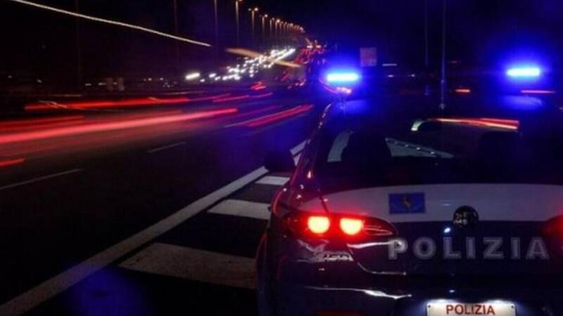 I lampeggianti della Polizia &quot;accecano&quot; i sistemi di guida autonoma