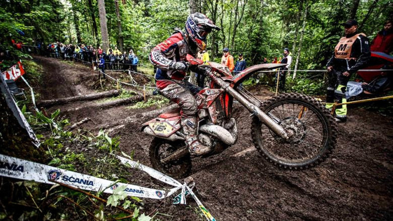 Enduro GP d&rsquo;Italia. Fermo Phillips, Holcombe (Beta) riapre il Mondiale!