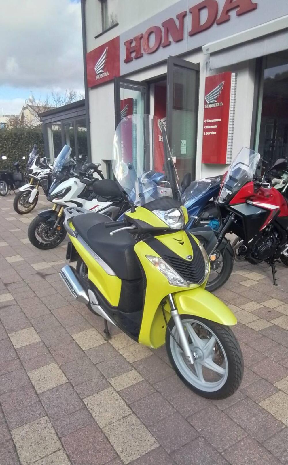 Honda SH 125 i (2009 - 12) (11)