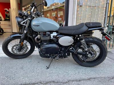 Triumph Scrambler 900 (2023 - 25) usata