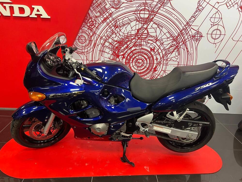 Suzuki GSX 750 F (1999 - 06) (6)