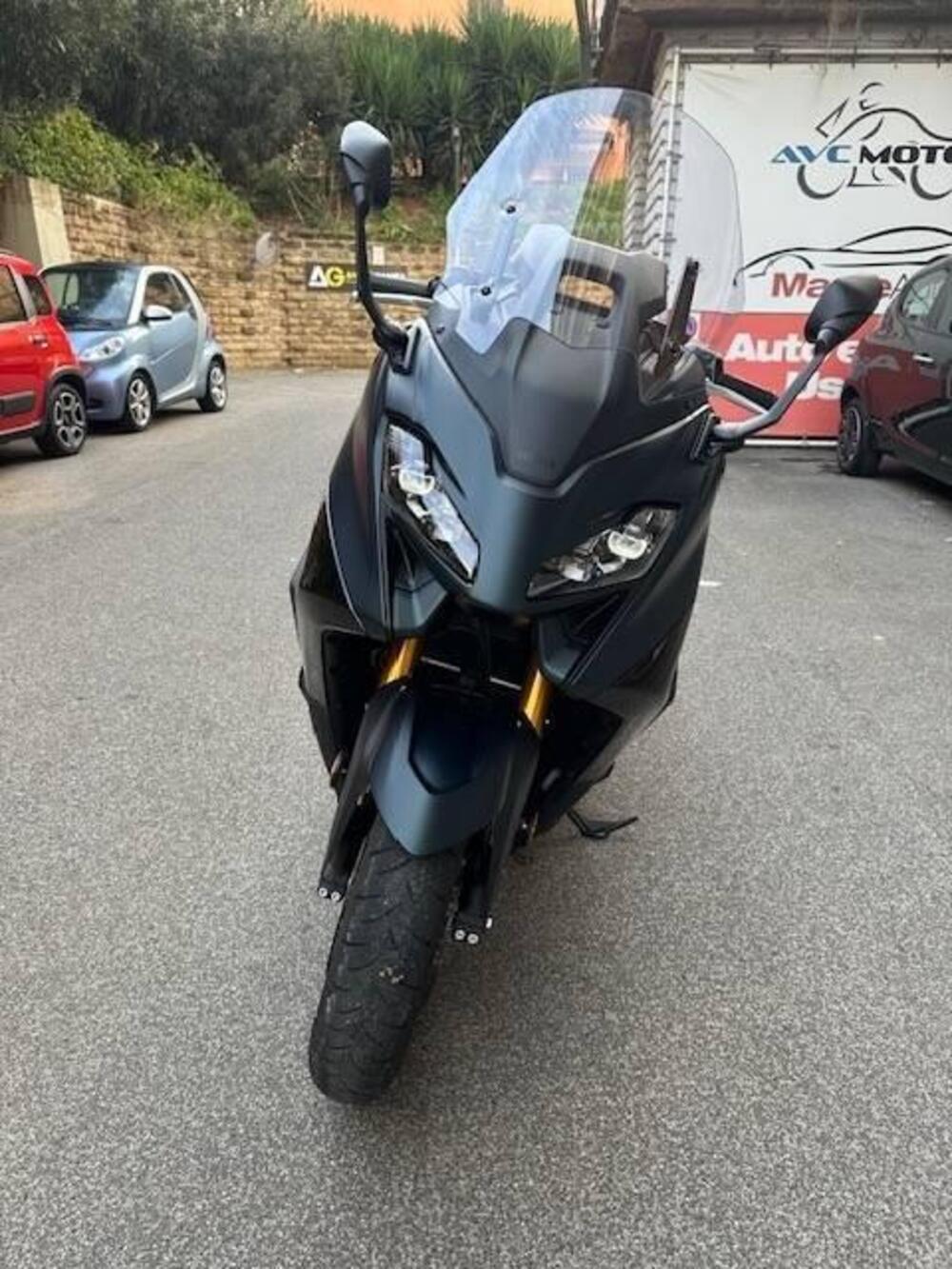 Yamaha T-Max 560 Tech Max (2022 - 24) (3)