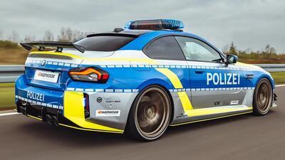 L'auto che non vorresti mai vedere nello specchietto: BMW M2 AC Schnitzer
