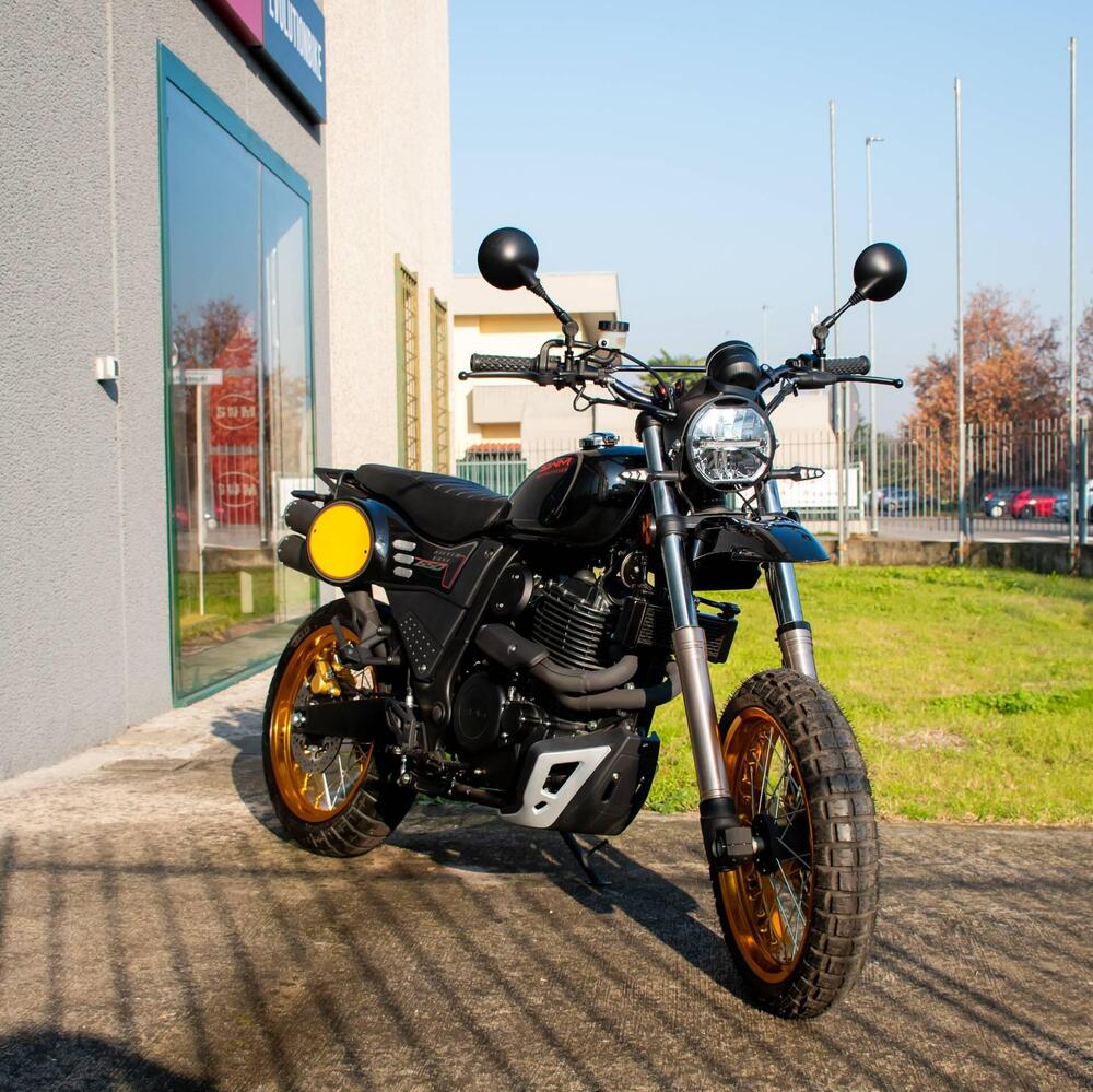 Swm Silver Vase 650 (2025 - 26)