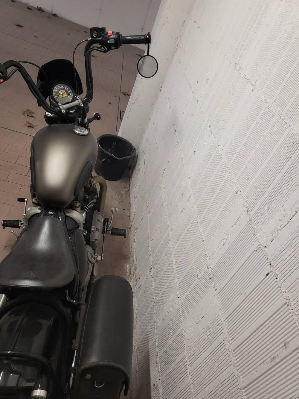 Triumph Bonneville Bobber 1200 (2017 - 20) (3)