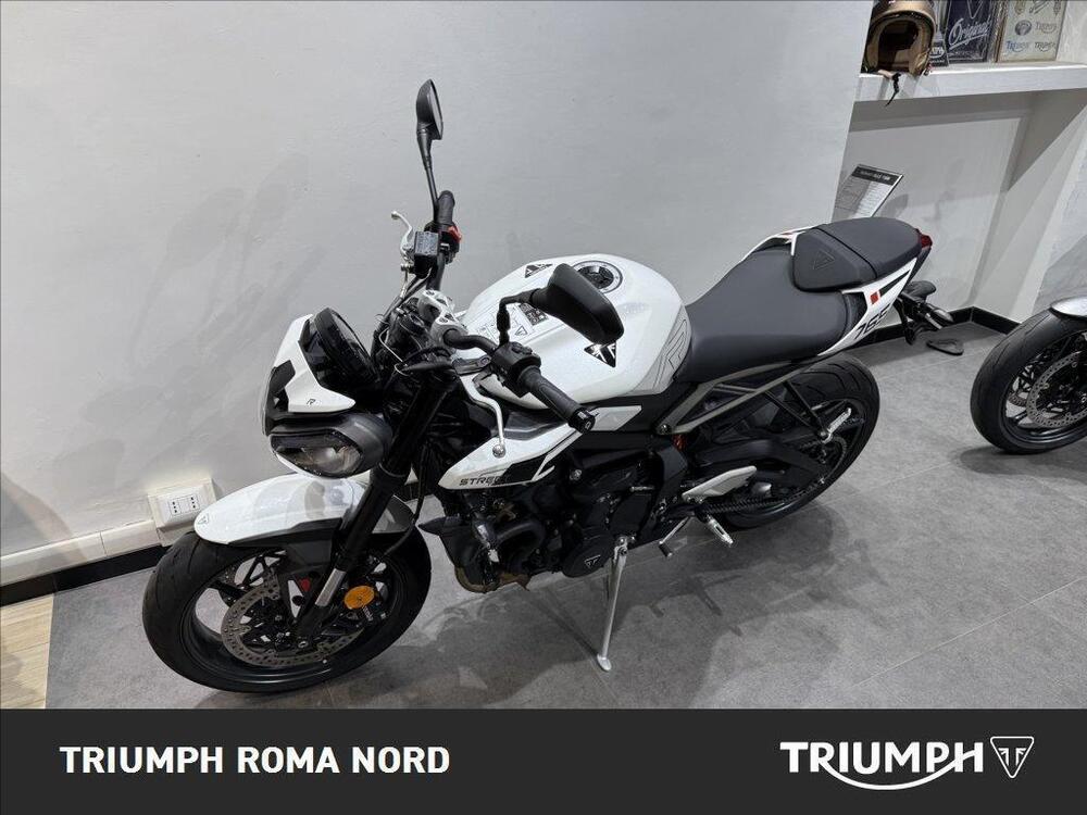Triumph Street Triple 765 R (2023 - 25) (3)
