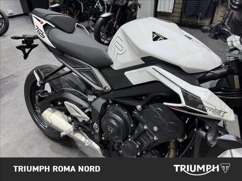 Triumph Street Triple 765 R (2023 - 25) (8)