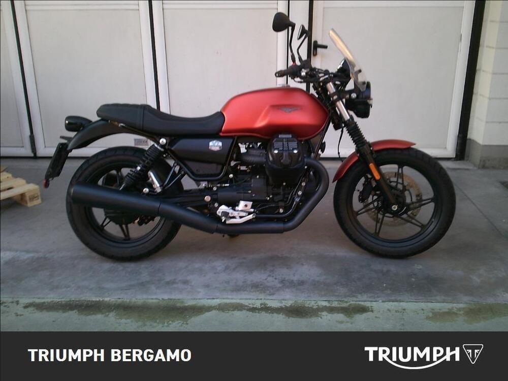 Moto Guzzi V7 Stone (2021 - 24)