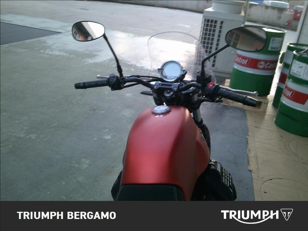 Moto Guzzi V7 Stone (2021 - 24) (4)