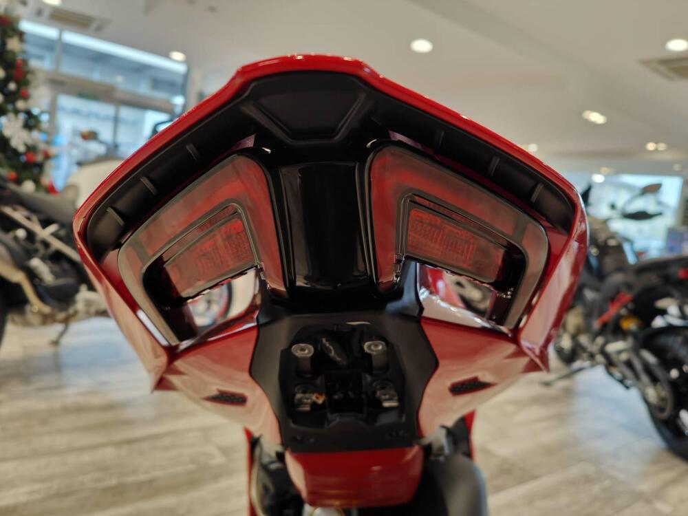 Ducati Panigale V4 (2025) (10)