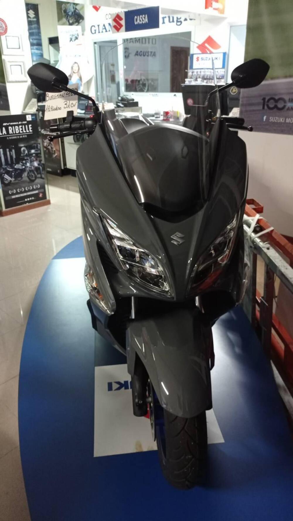 Suzuki Burgman 400 (2022 - 24) (2)