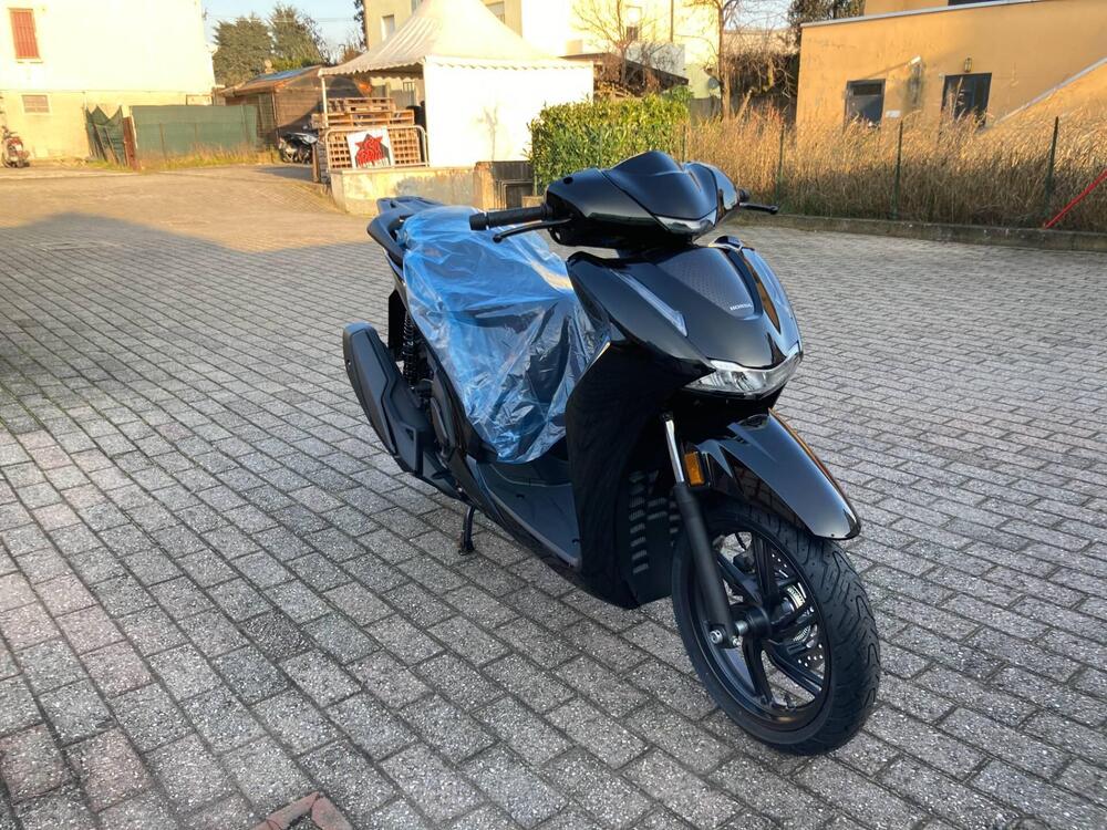 Honda SH 350i GT (2025 - 26) (3)