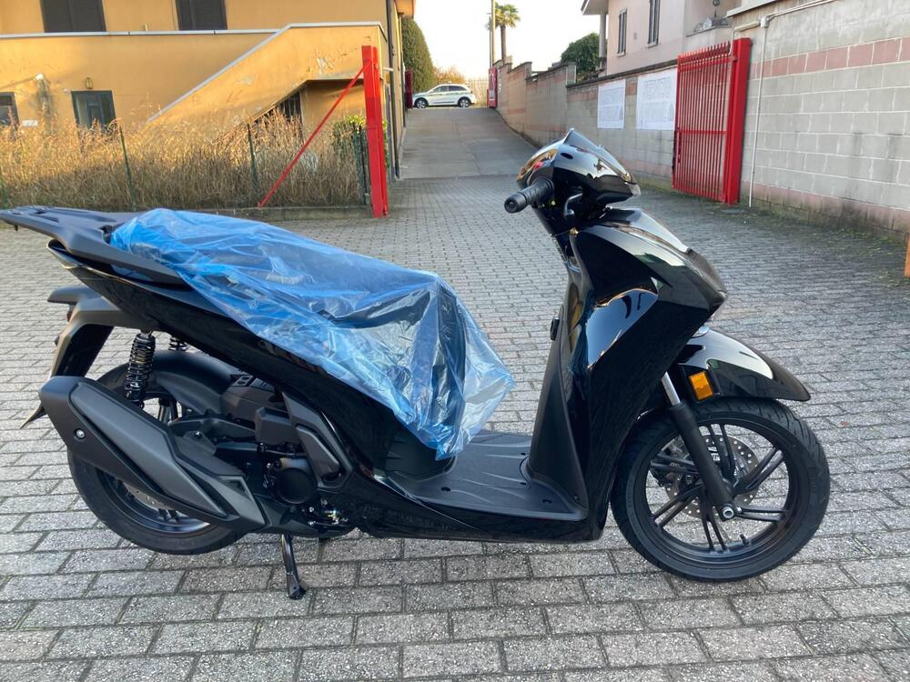 Honda SH 350i GT (2025 - 26) (4)