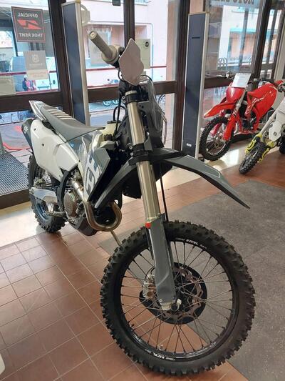 Husqvarna FE 350 Pro (2024) nuova